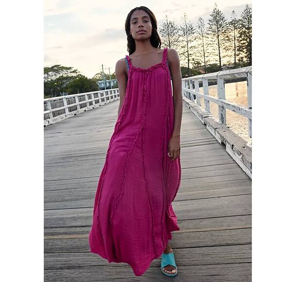 New Free People Mckinley Maxi Dress ENDLESS SUMMER $108 MEDIUM Raspberry - Picture 1 of 4